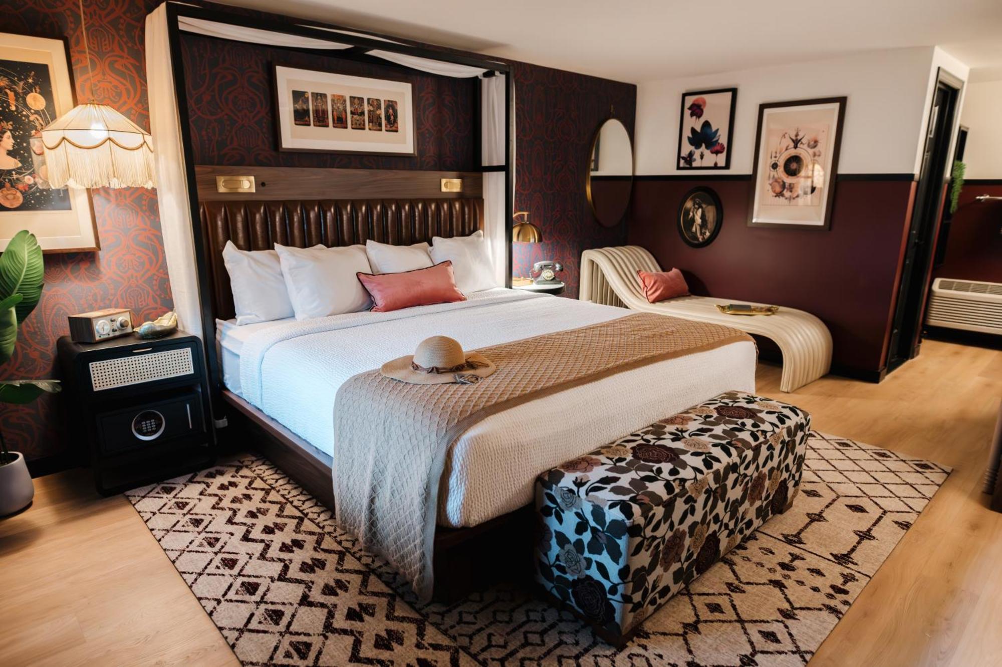 Uncommoner Hotel By Reverie Boutique Collection West Yarmouth Esterno foto