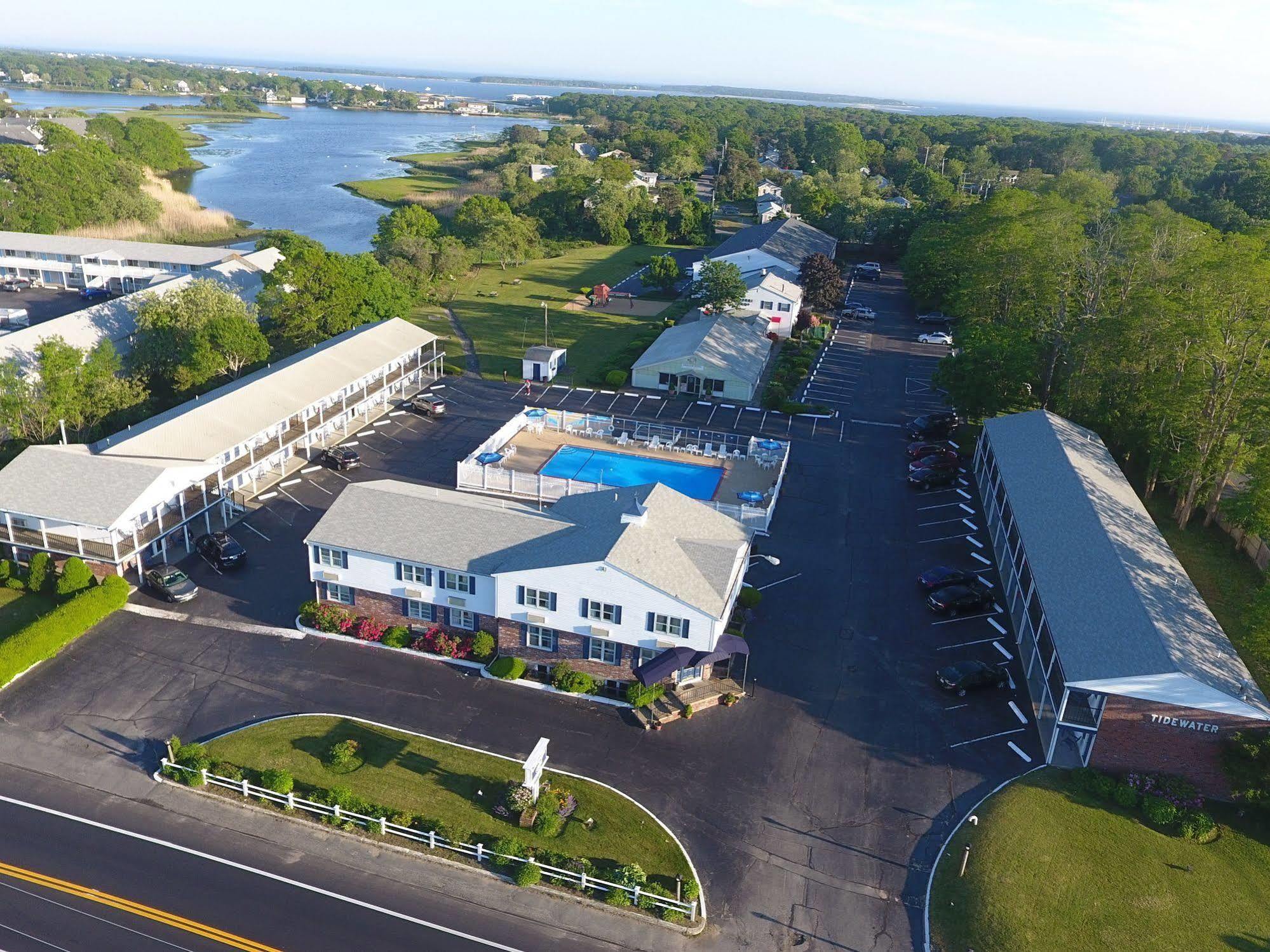 Uncommoner Hotel By Reverie Boutique Collection West Yarmouth Esterno foto